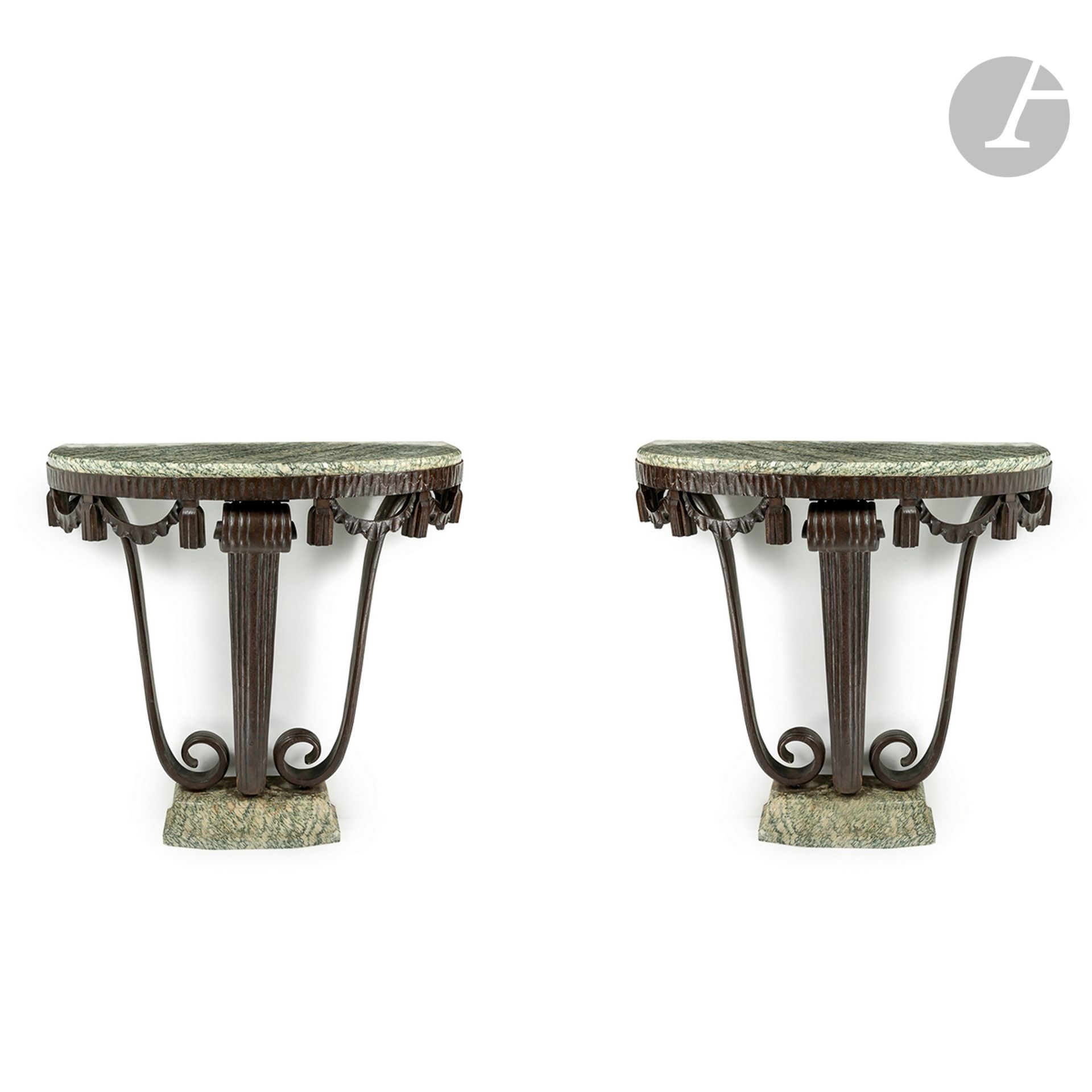 Null A pair of
half-moon consoles in wrought iron, embossed sheet metal and cast&hellip;