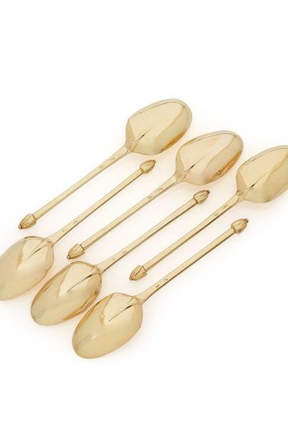 Null PARIS 1697 - 1704
A set of six small spoons in gold plated silver
Master si&hellip;