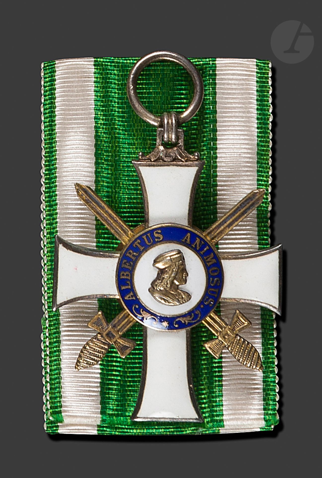 Null 德国--
阿尔贝特荣誉勋章
二级军事骑士

勋章
 
 
鎏金和珐琅。中心分两部分。德累斯顿的制造商Scharffenberg的印记。
带着它的丝带。&hellip;