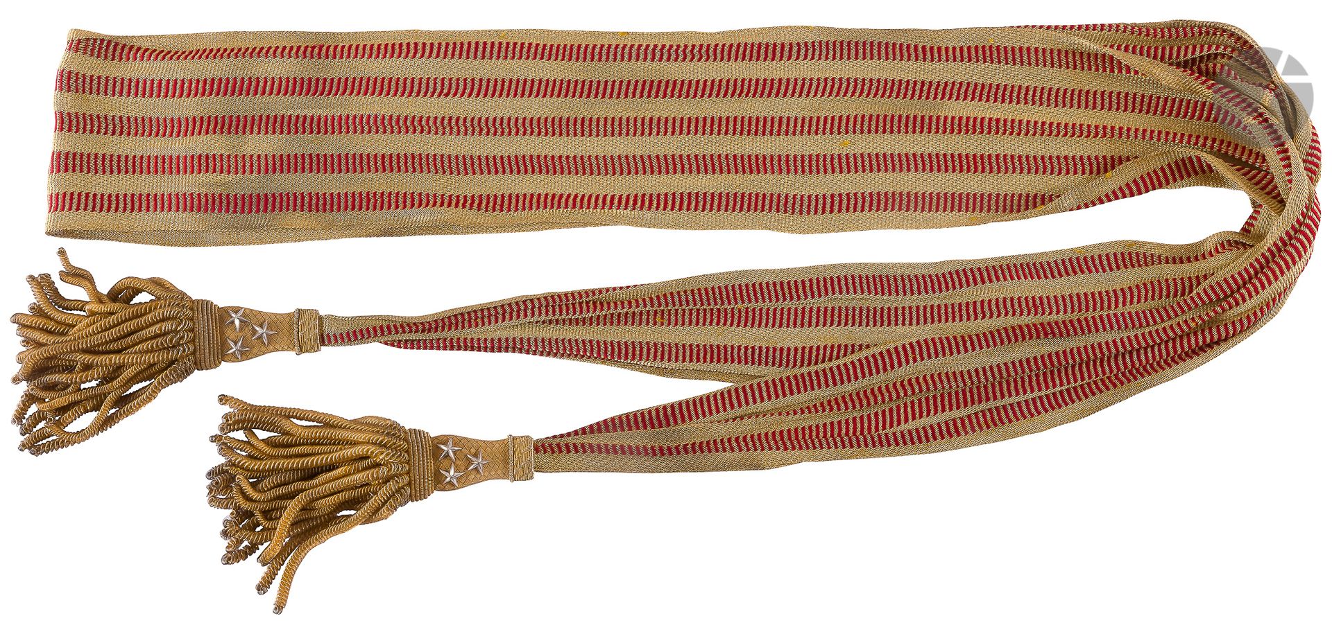 Null General of division sash belt in gold and scarlet passementerie, with tasse&hellip;