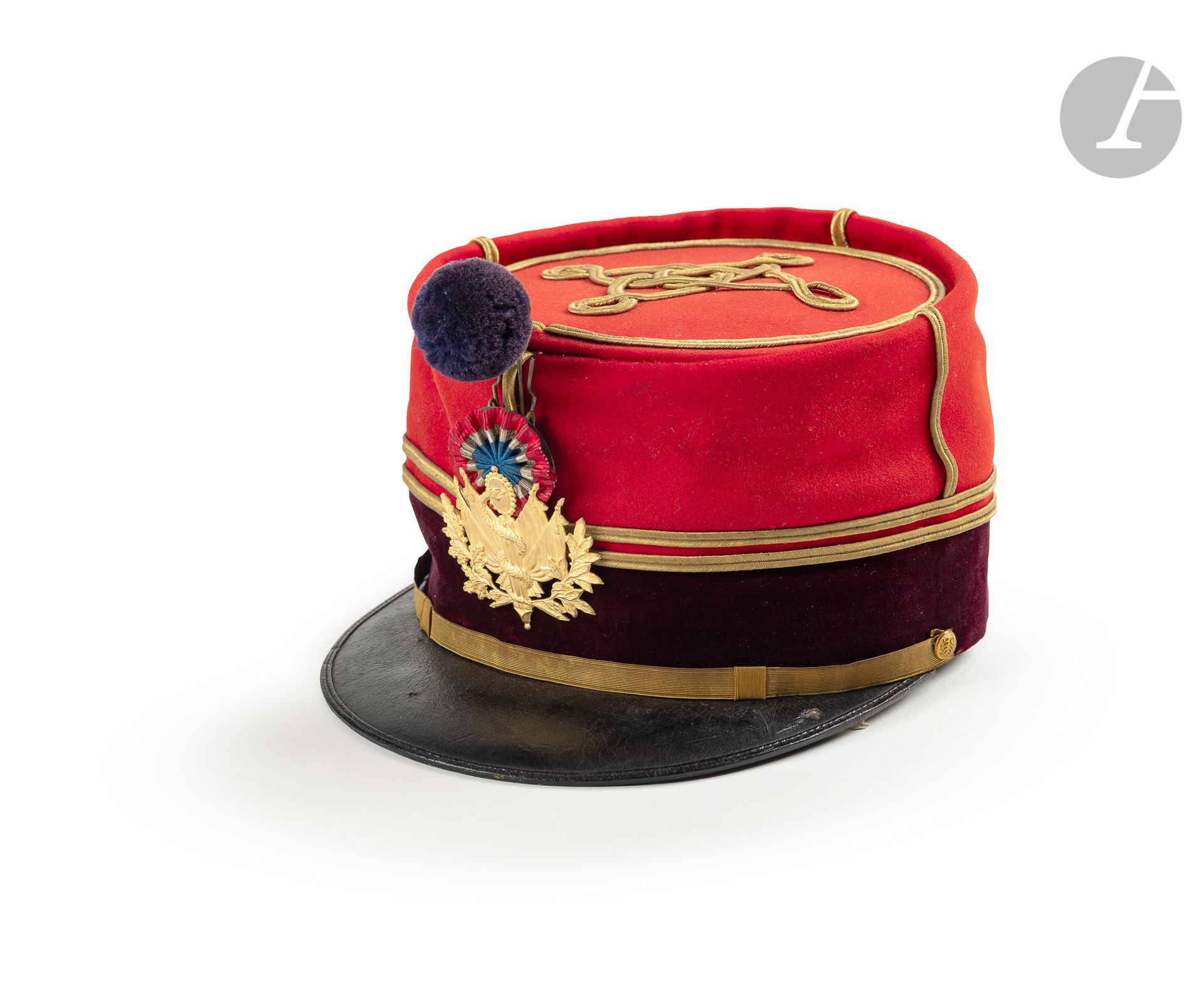 Null Lieutenant's kepi model 1886 of health service officer. 
Scarlet turban wit&hellip;