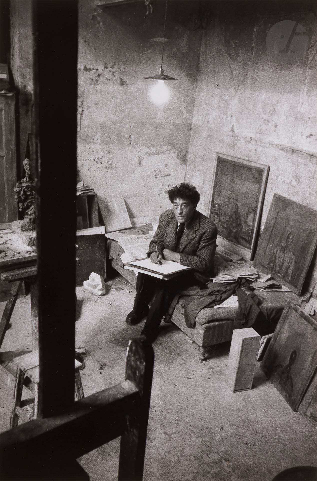 Null Sabine Weiss (1924) 
Alberto Giacometti dans son atelier, juillet 1954. 
Ép&hellip;