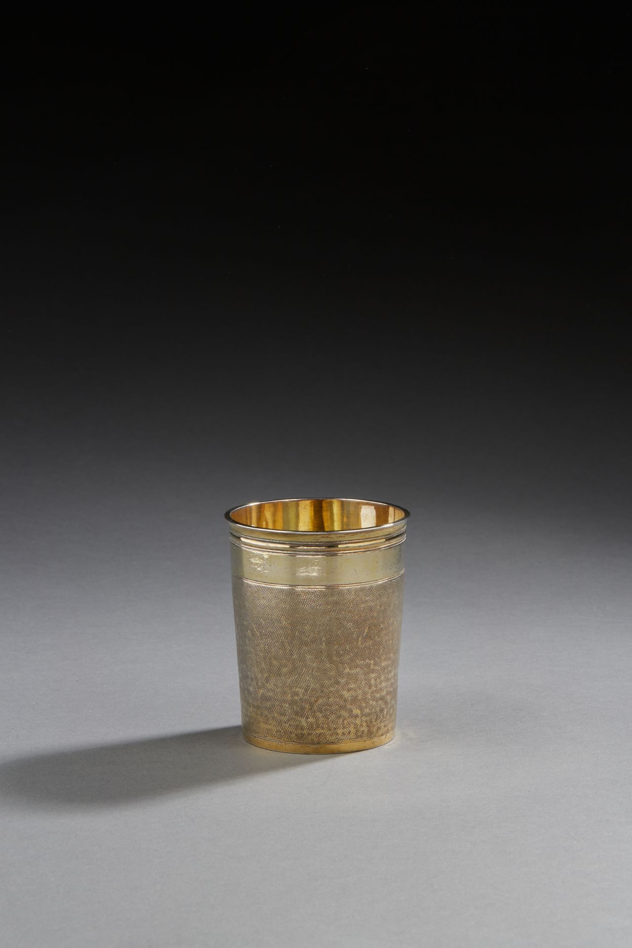 Null STRASBOURG END OF THE 17th CENTURY
Magistrate's cup in vermeil with a "shar&hellip;