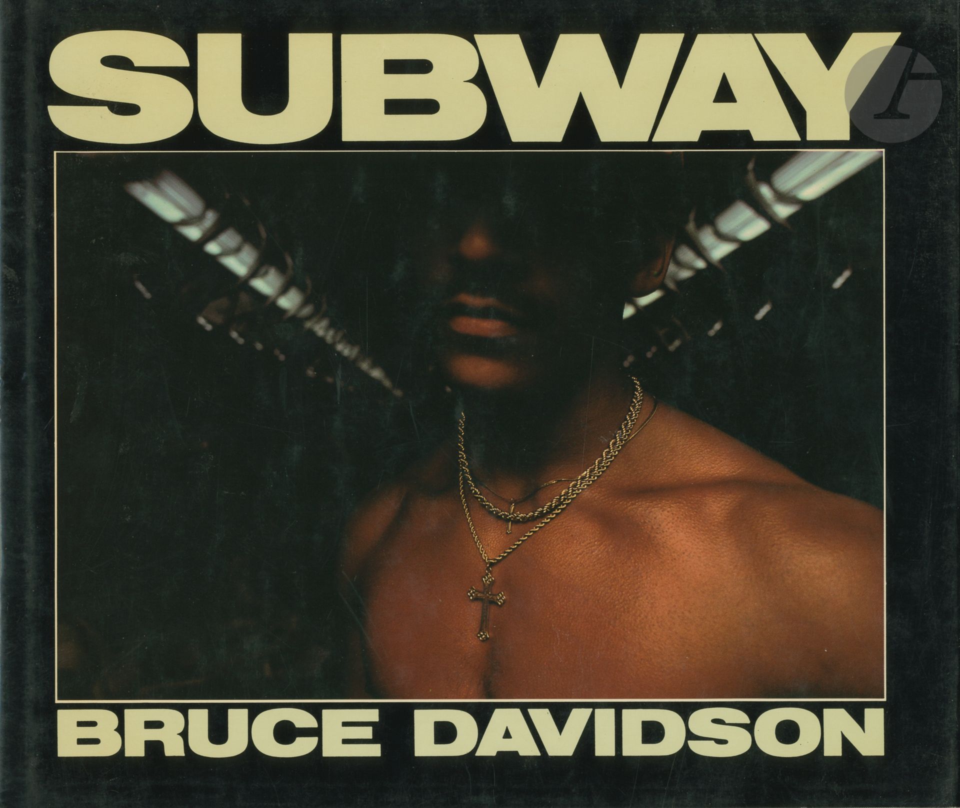 Null DAVIDSON, BRUCE (1933
)Subway. 
Ein Buch von Aperture, 1986. 
In-4 rechteck&hellip;