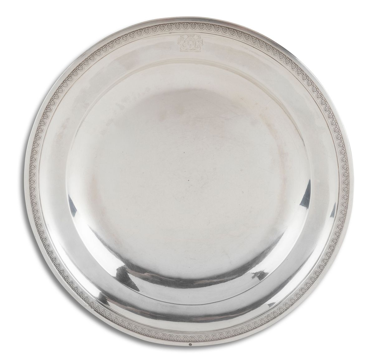 Null PARIS 1809 -
1818Silver circular
dish
molded with a decoration with the whe&hellip;