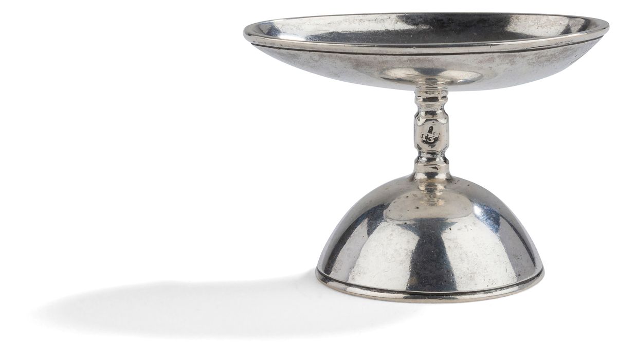 Null HUNGARY BUDAPEST LATE 18th
CENTURYSilver "double"
egg cup
for eating a boil&hellip;