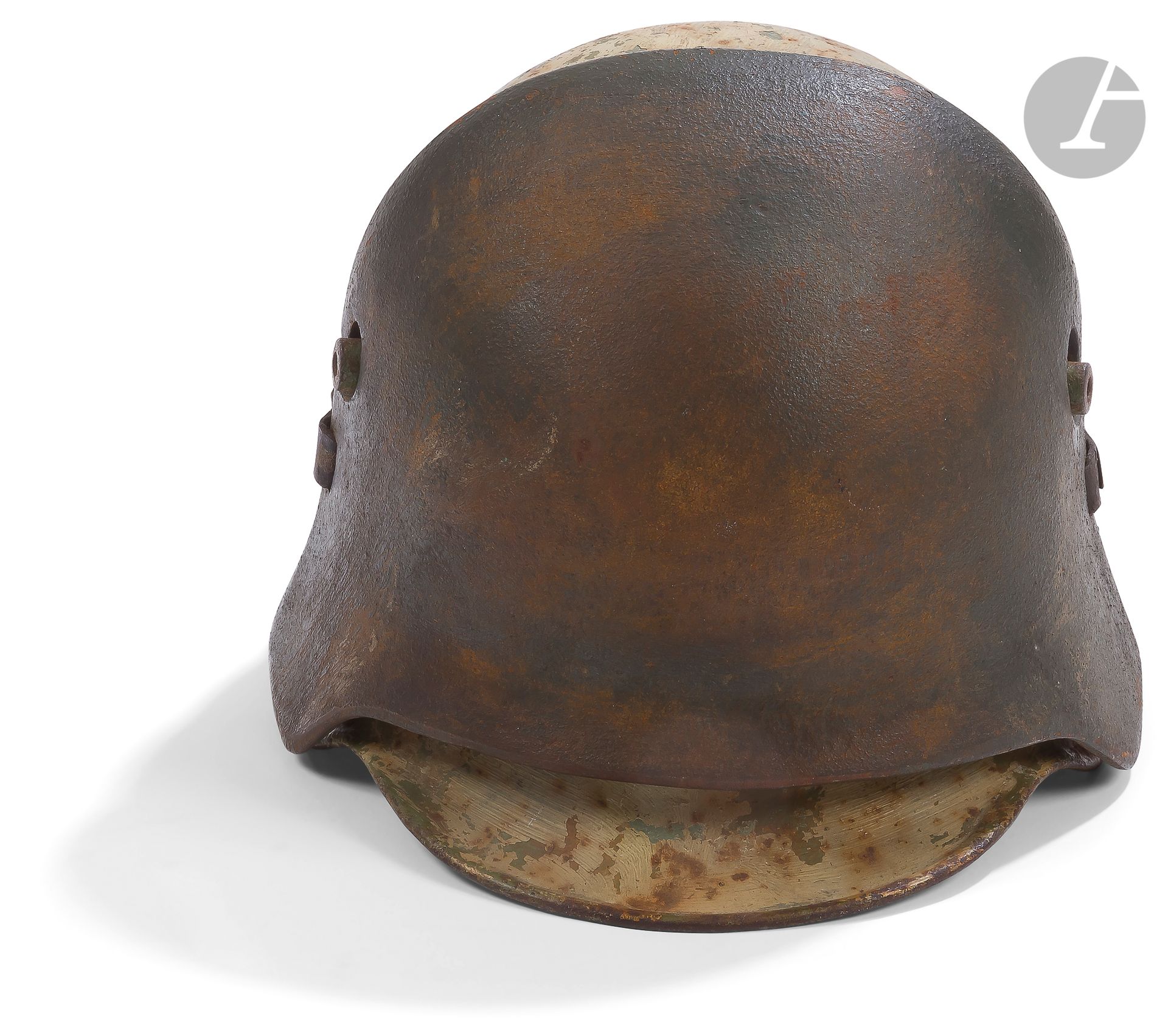 Null 装甲板 "Stirnpanzer "
钢。皮带上有铜铆钉。
呈现在一个1916年的德国头盔外壳上（重绘）。
A.B.E.