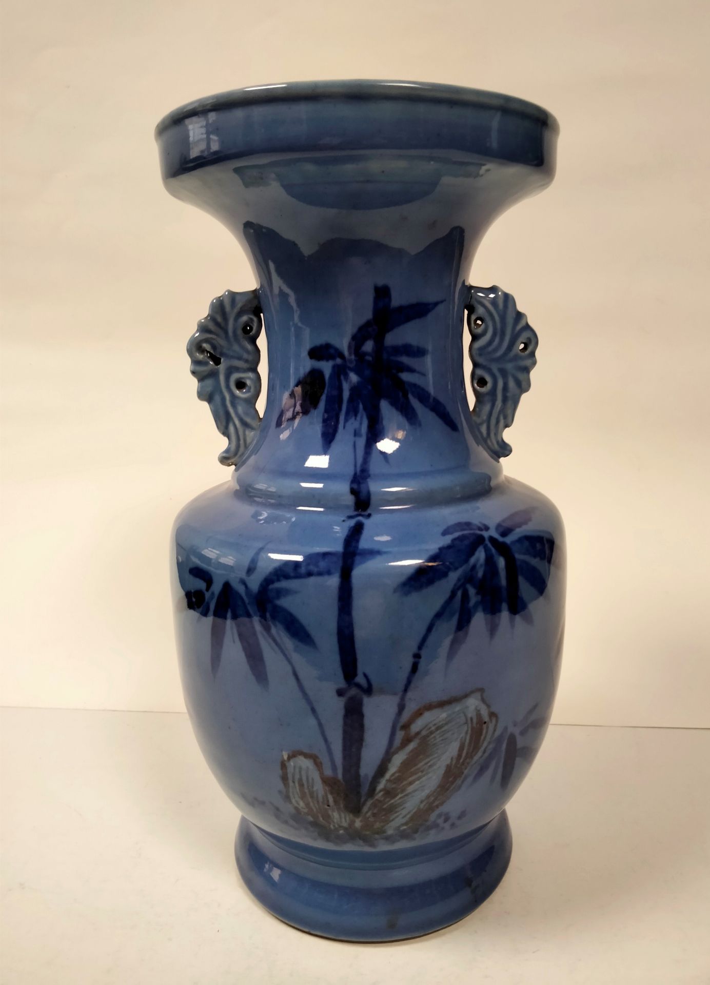 Null Porcelain baluster vase, China, 20th
centuryDecorated with bamboo and cherr&hellip;