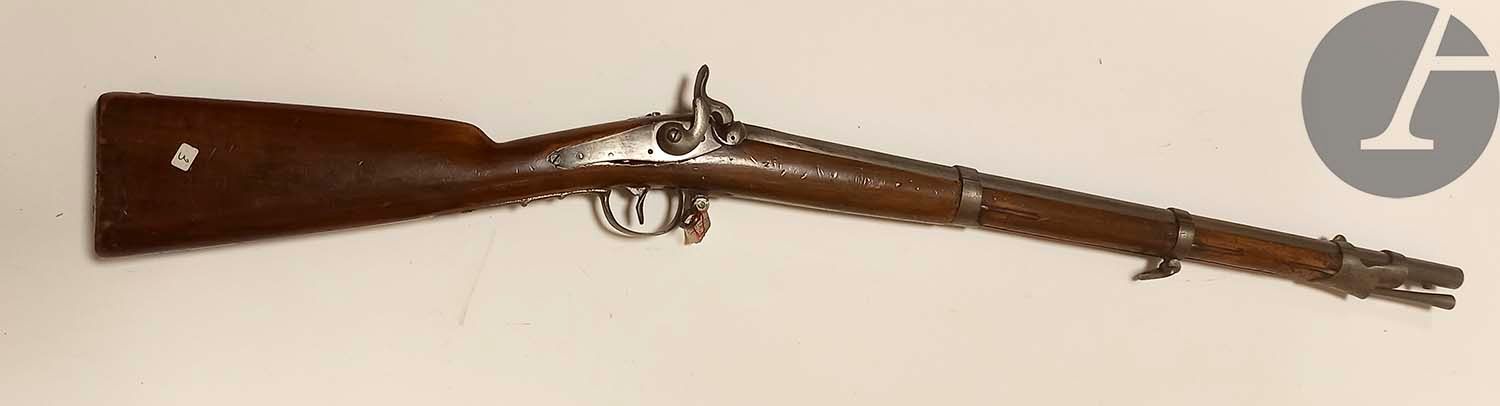 Null 儿童步枪，有打击乐式的规定。
圆形桶边，印有 "Liège "字样的雷霆。铁制配件和拉杆。胡桃木股票。
A.B.E. 19世纪。