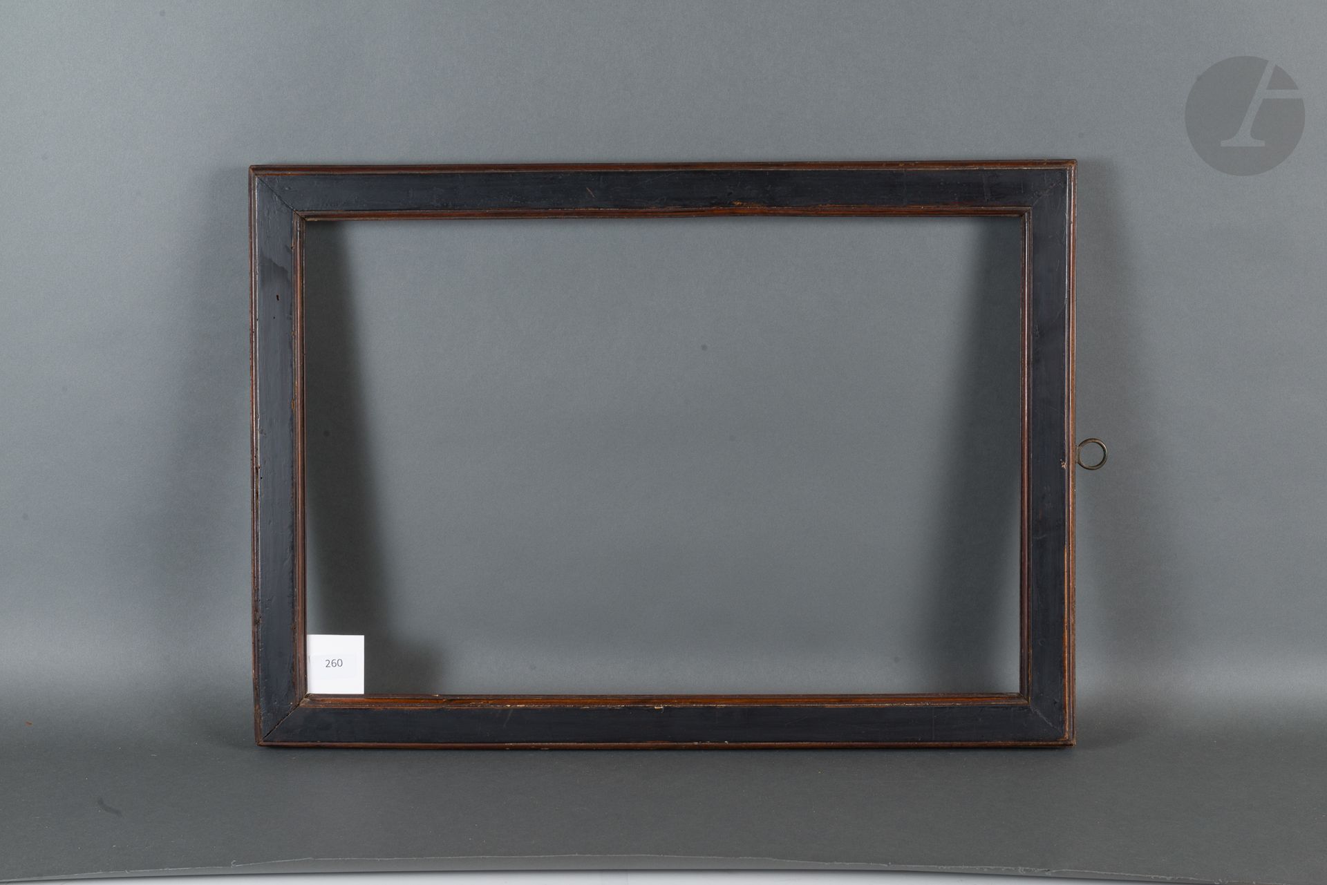 Null 胡桃木模制和着色的平框。意大利 18世纪。
39.3 x 59.3厘米 - 外形：4.5厘米