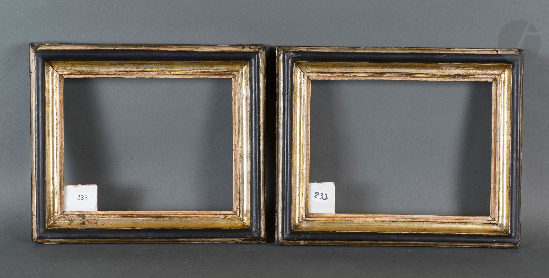 Null Pair of frames in gilded molded wood with mecca and painted. Italy, 18th ce&hellip;