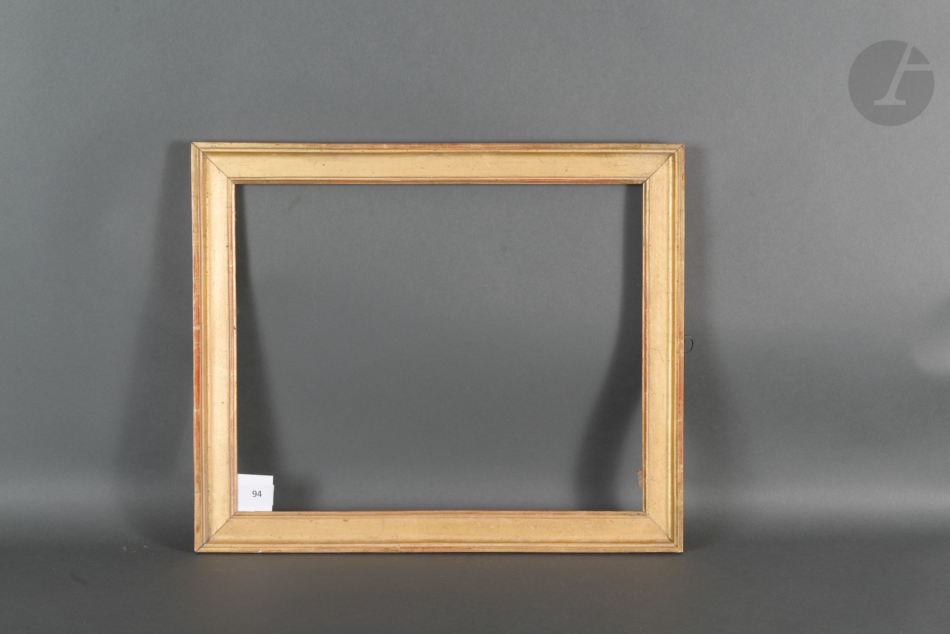 Null 模制和镀金的木杆。
19世纪初。
33,3 x 41,5厘米 - 外形：4厘米