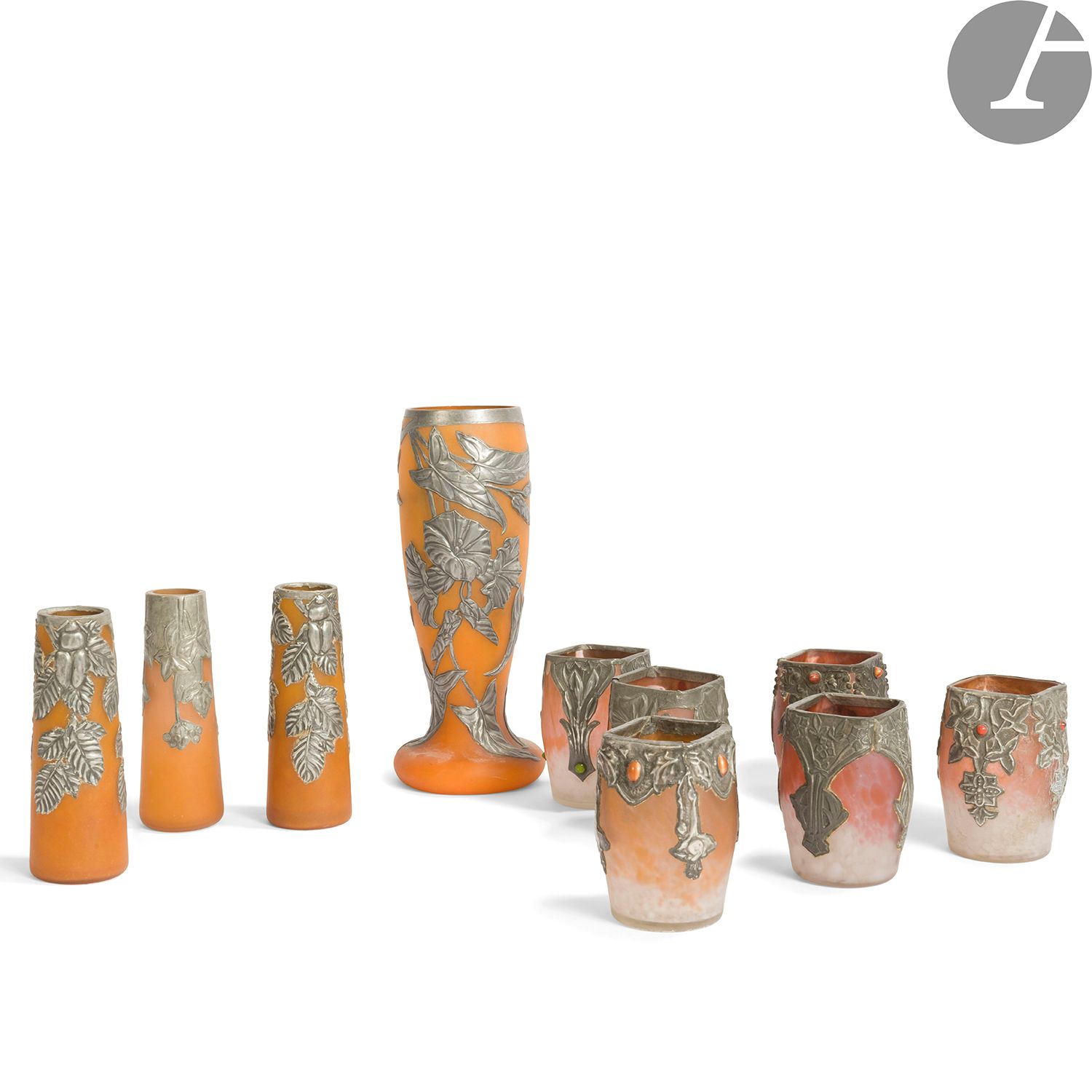 Null TRAVAIL ART NOUVEAU - COLLECTION GEORGES TERZIAN
Ensemble de 10 vases en ve&hellip;