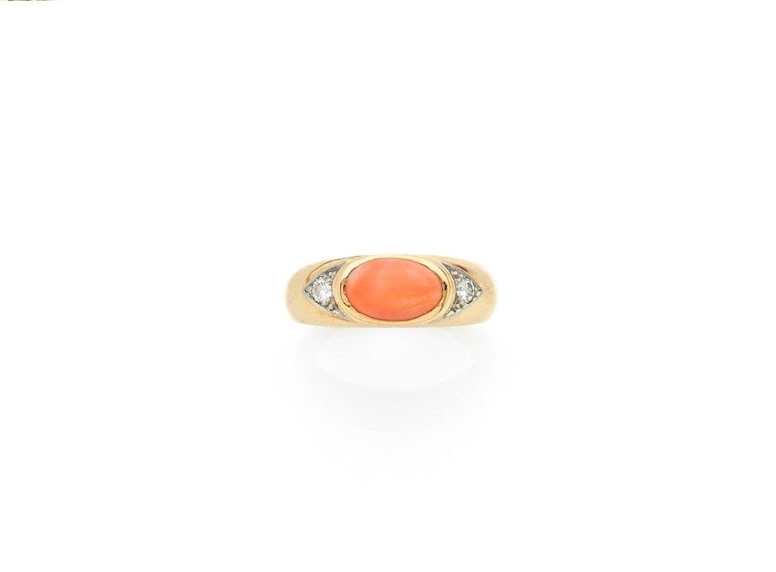 Null VAN CLEEF &
ARPELS18K (750) gold
ring
set with cabochon coral and round bri&hellip;