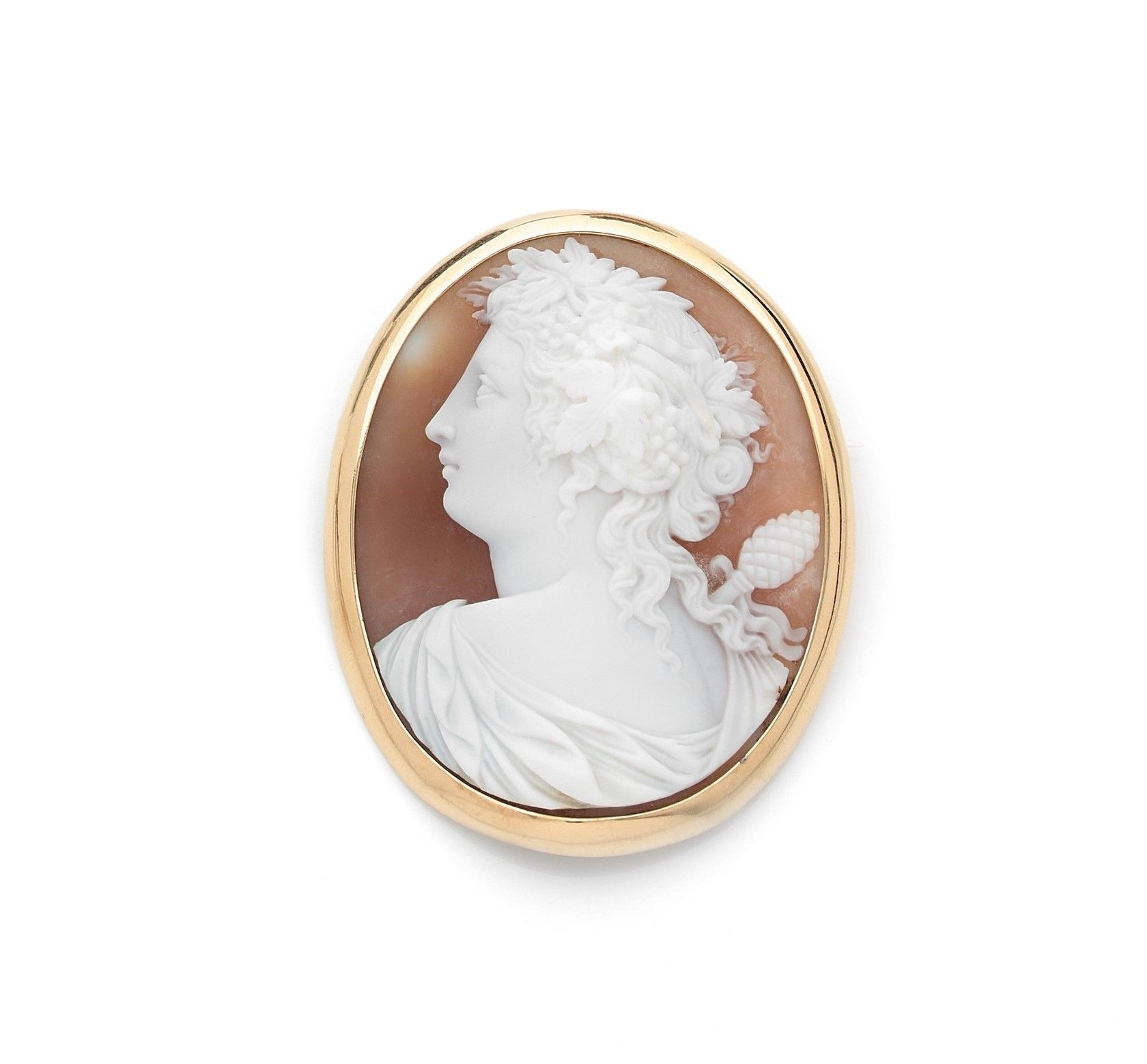 Null Large 18K (750) gold brooch, decorated with a shell cameo representing a yo&hellip;