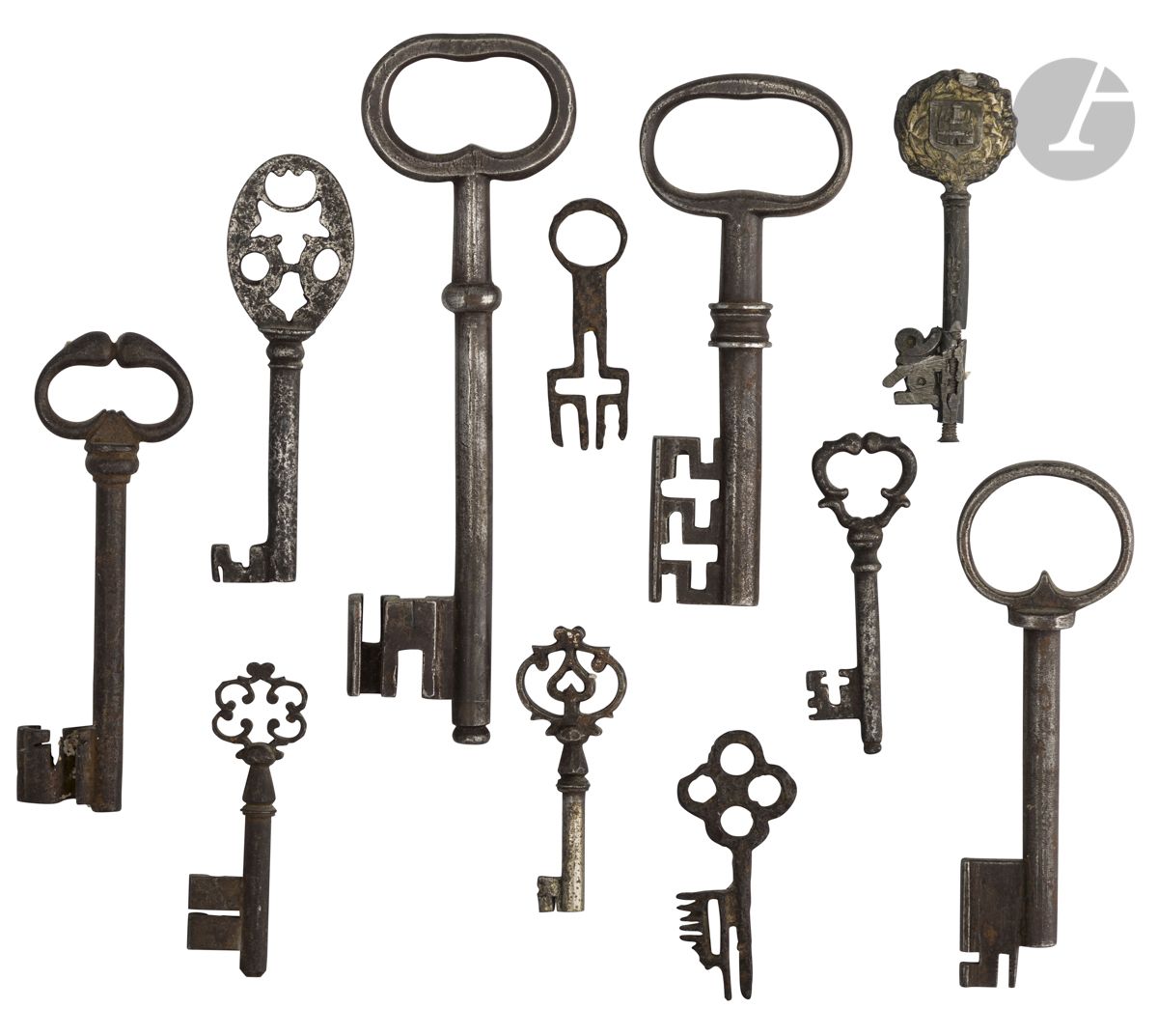 Null 一套11把不同型号和时期的铁钥匙。
17-18世纪。
长：6厘米和17厘米之间