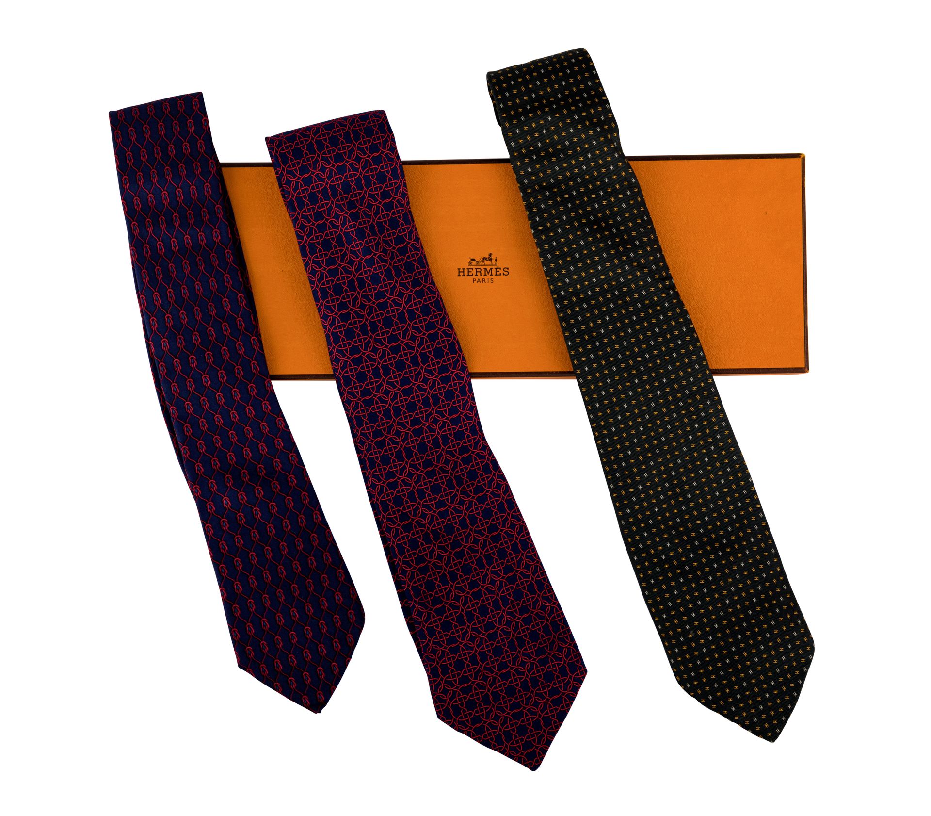 Null HERMES Paris. Set of three ties, in their box.