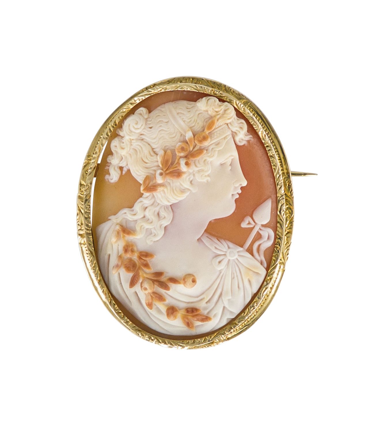 Null 一枚18K(750)金胸针，带有一个椭圆形的贝壳浮雕，代表了一个古董风格的女人的轮廓。19世纪的作品。高度：约4.8厘米。毛重 : 12,9 g