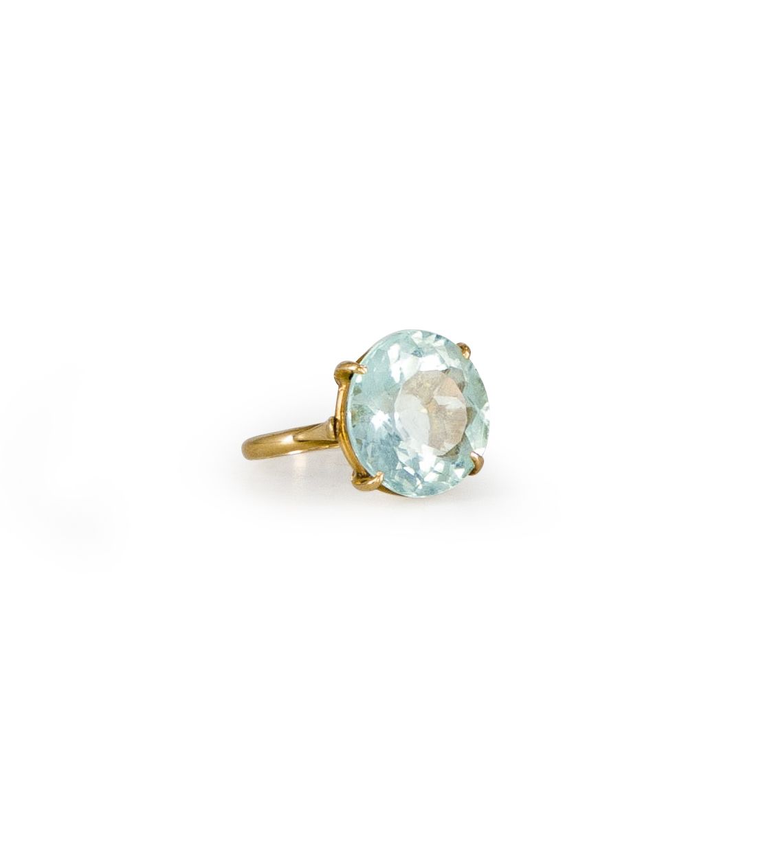 Null 
Gold ring 18K (750) set with a round aquamarine. Finger size: 53. Gross we&hellip;