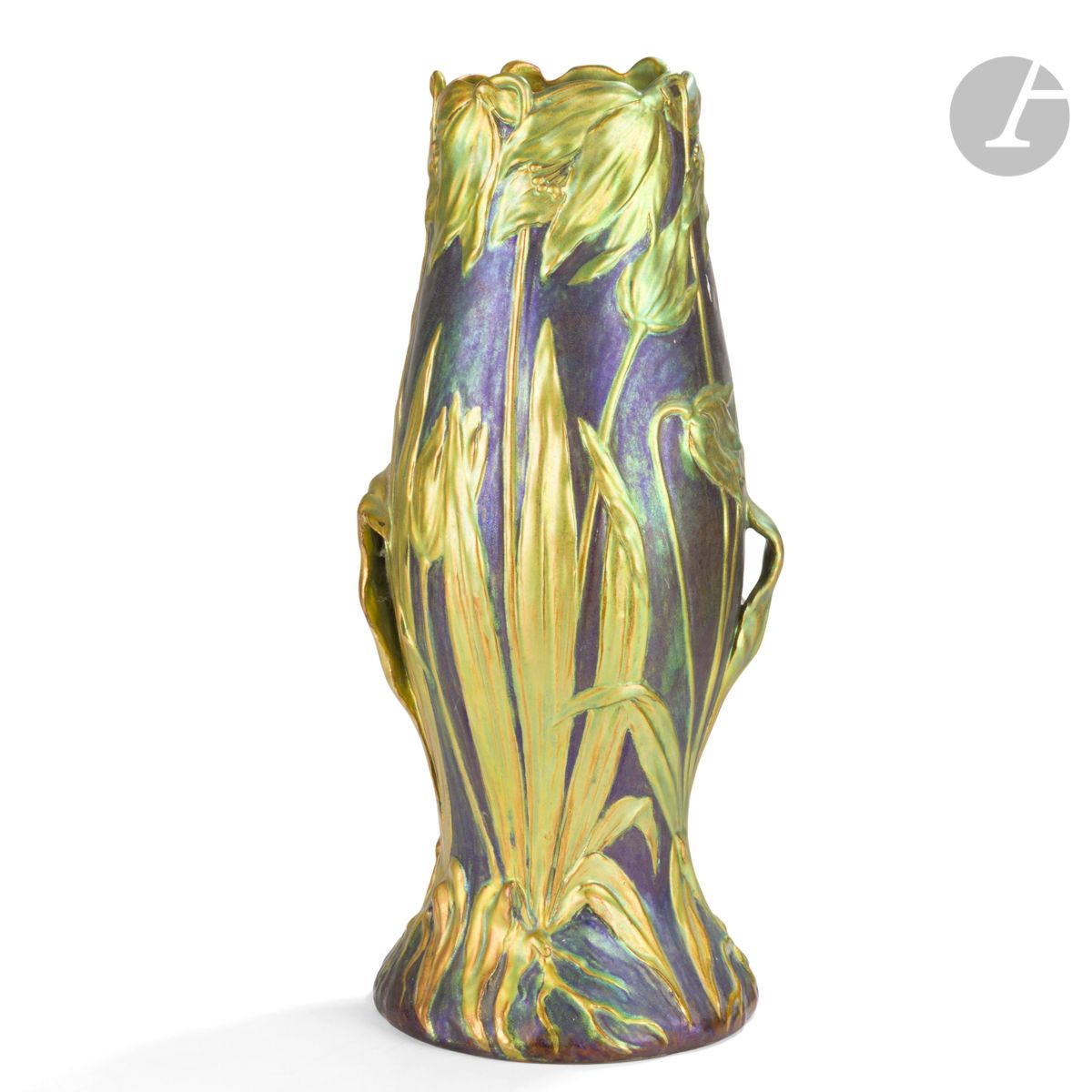 Null MANUFACTURE VILMOS ZSOLNAY (1828-1920) À PÉCS
Tulipes
Important vase au déc&hellip;