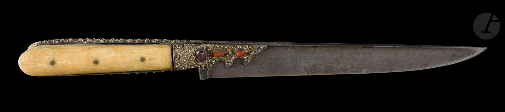 Null Kard dagger, Ottoman Balkans, 19th century
Single-edged straight blade with&hellip;