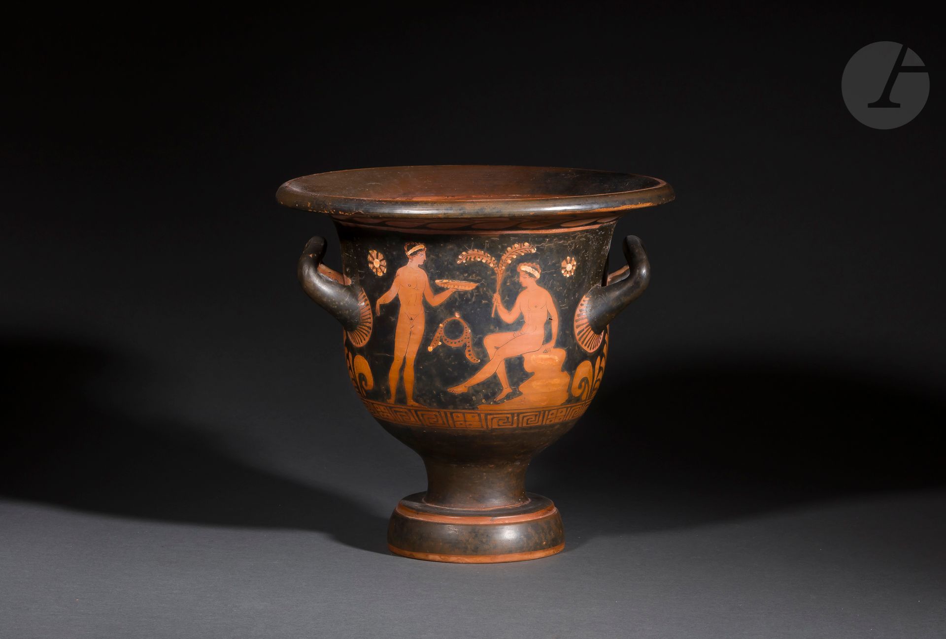 Null Bell-shaped krater 
Decorated on the A side with a naked standing ephebe ho&hellip;