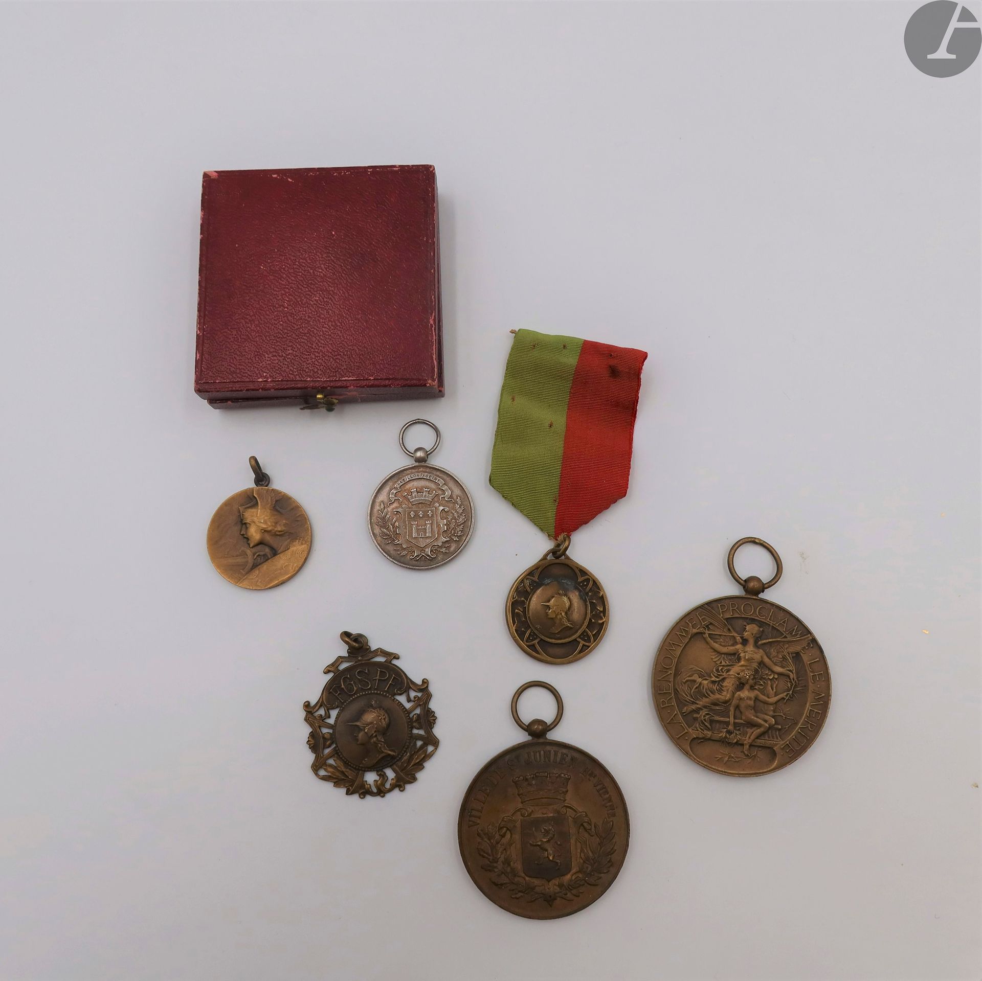 Null Lot including
:- boxes of medals. 
- cupboards of reminders of decorations.&hellip;