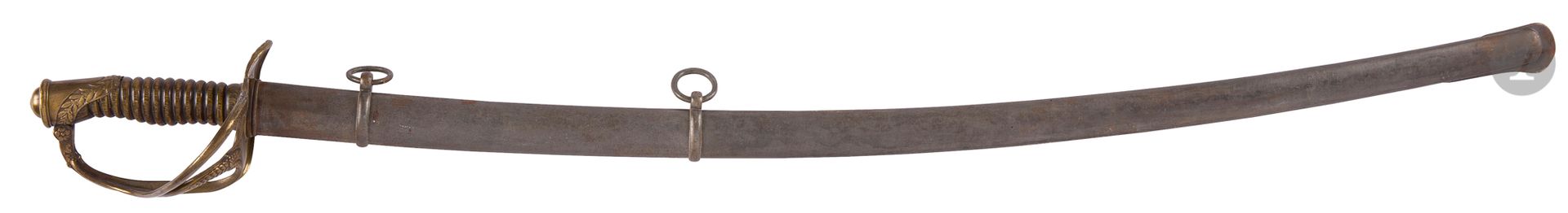 Null 轻骑兵军官的马刀，型号为1822。
喇叭形手柄（缺水印），铜质錾花座，"MANUfr de Klingenthal Coulaux "的弧形刀片，有水&hellip;