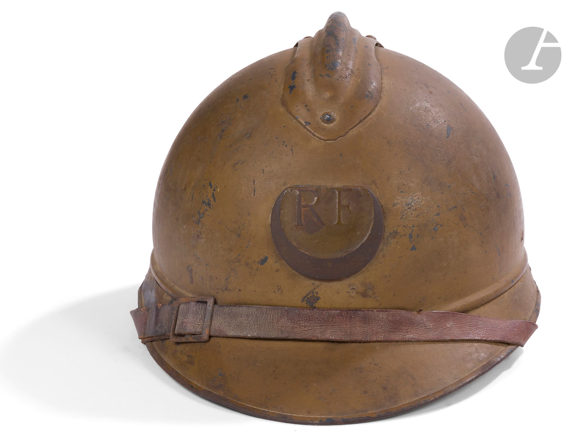 Null 非洲部队的阿德里安头盔模型15。
地平线蓝与芥末色油漆。重新装配了非洲部队的徽章。
缺少帽子。皮革下巴。
内有 "Filiol "字样。
A.B.E.