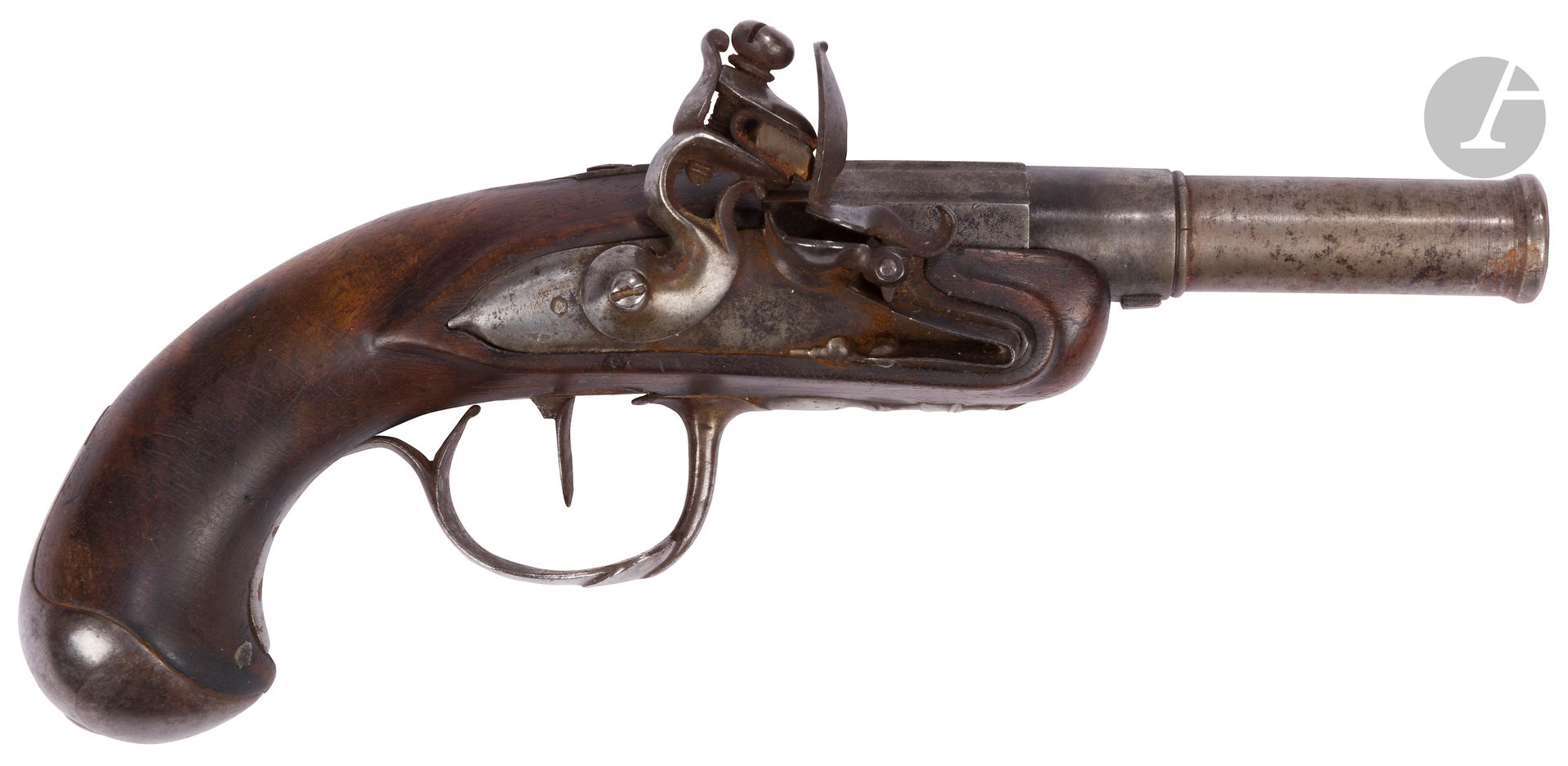 Null 燧发枪旅行手枪
圆形枪管，带强迫性子弹。鹅颈锁和锤子的圆体。切割铁质配件。胡桃木股票。鞍座上有科尔宾的喙。
公元前约1760-1780年。