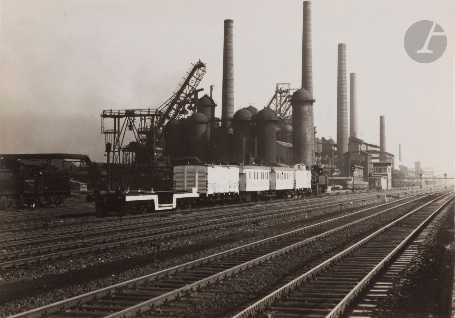 Null Willy Zielke (1902-1989)
Eisenbahn, c. 1935. 
Fabriken. Weichen. 
Zwei (2) &hellip;