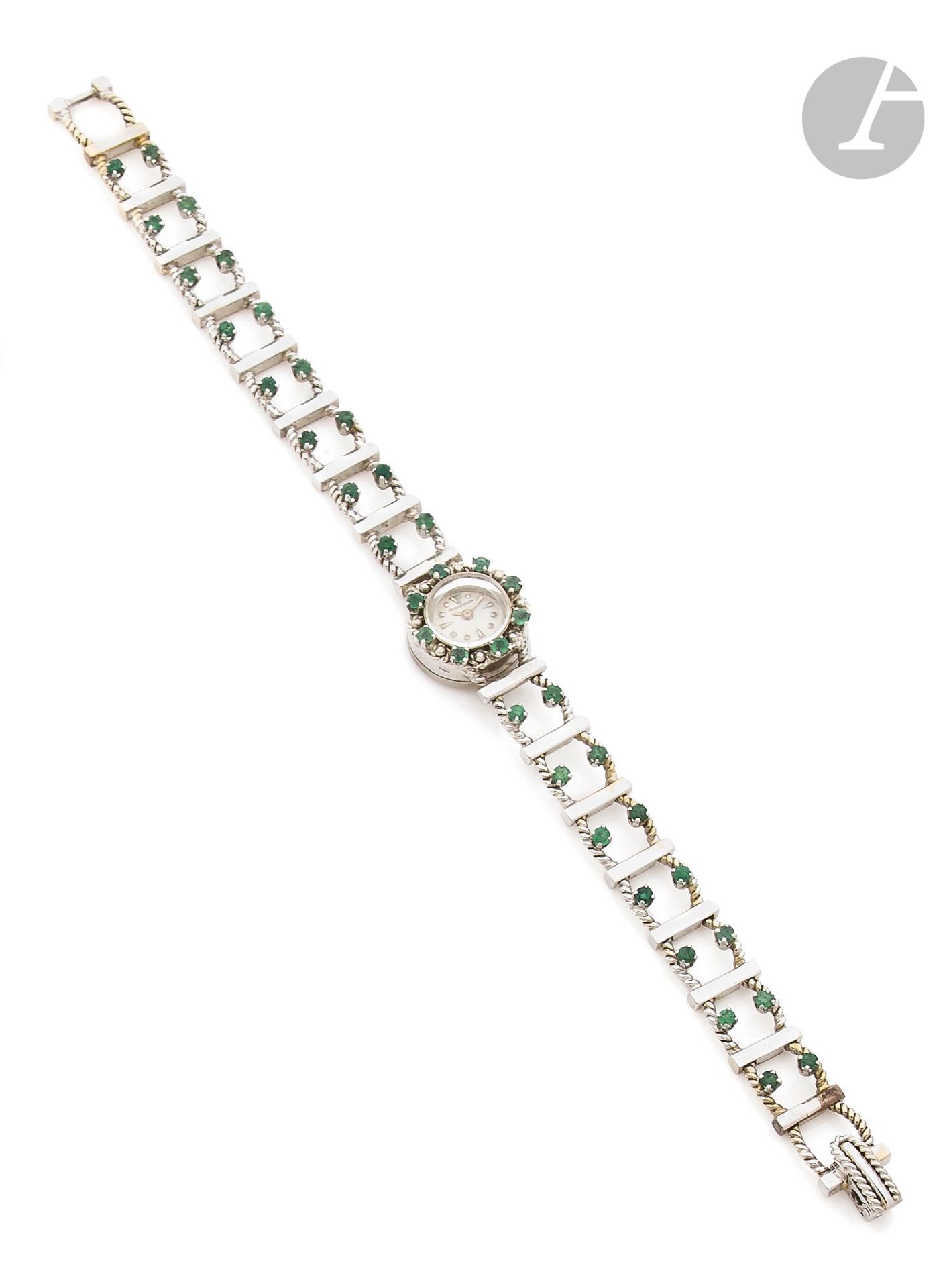Null JAEGER LECOULTRE
DUOPLAN
Années 40
Montre bracelet de dame en or gris 18K (&hellip;