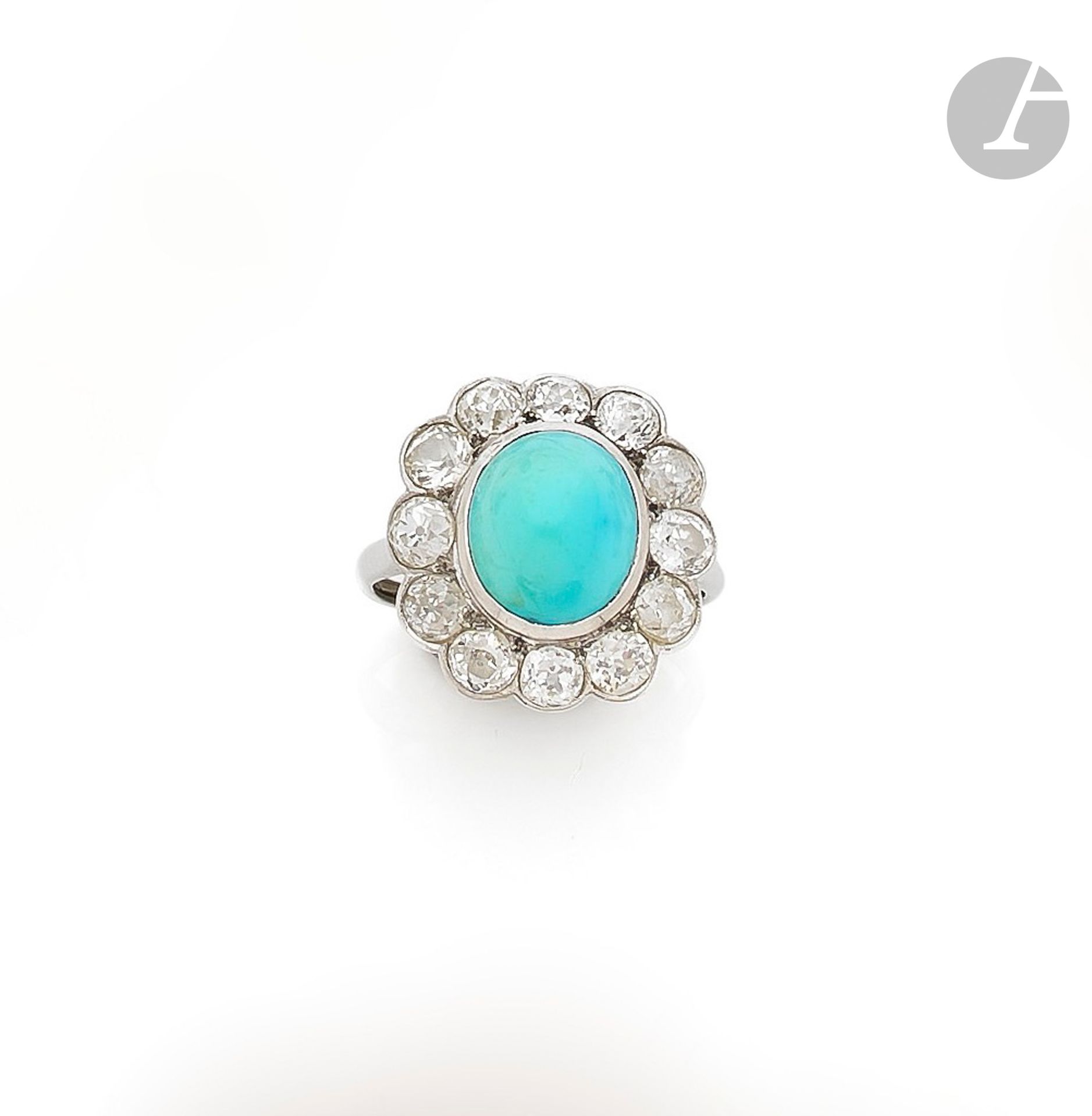 Null Platinum and 18K (750) white gold ring, set with an oval cabochon turquoise&hellip;