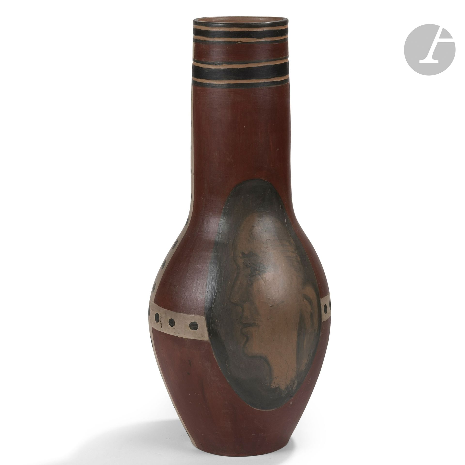 Null 爱德华-皮尼翁(1905-1993)
双人面的女性形象，1953年，独一无二的作品
非常大的卵形花瓶，有高高的烟囱颈。
在陶瓷中的证明，有雕刻的痕迹。&hellip;