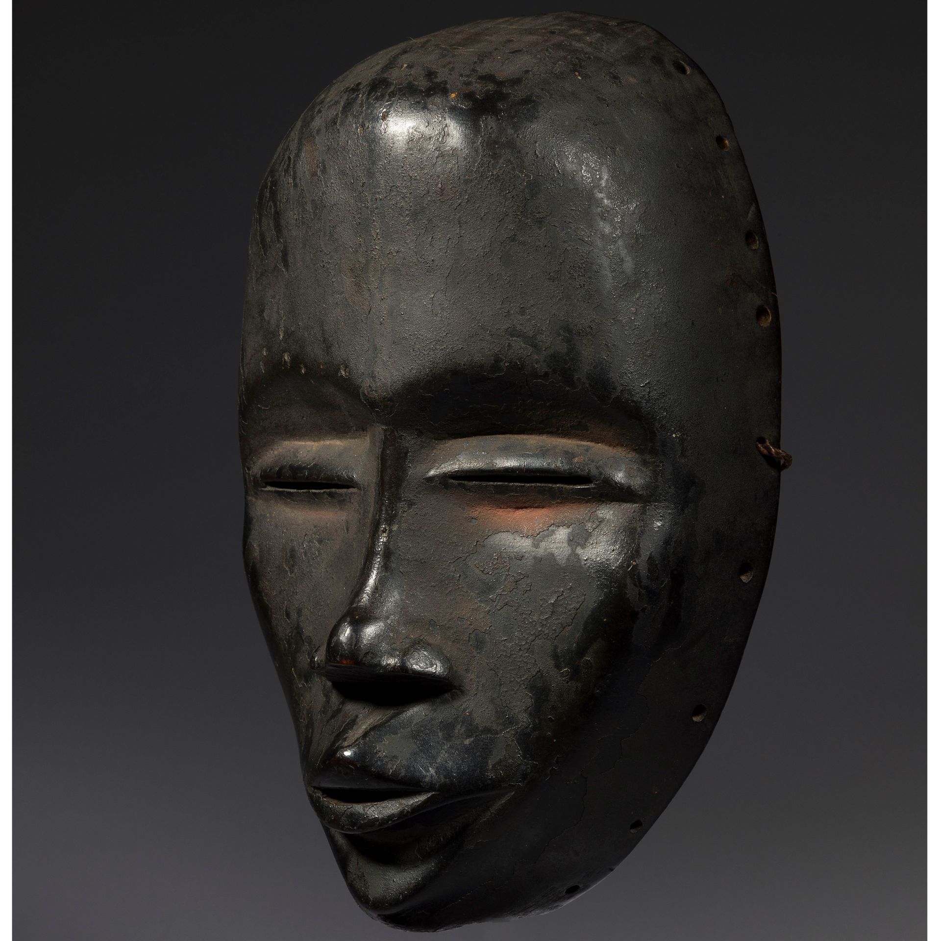 Null A superb and very old mask, with a slightly pinched mouth and a large power&hellip;