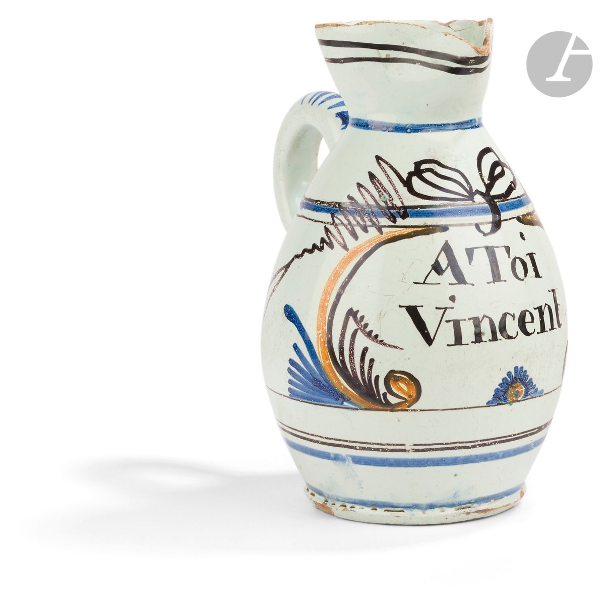 Null 辛辛那提
陶罐，有多色装饰的铭文A Toi Vincent，在一个拱门中。
19世纪。 
高：21厘米