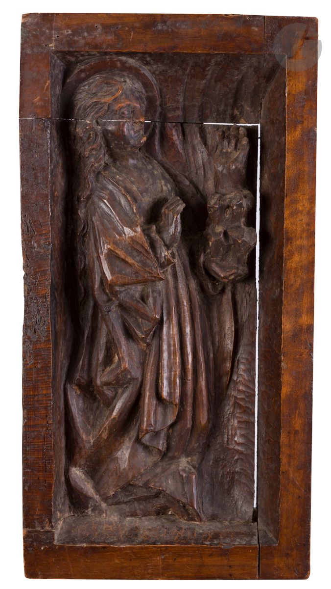 Null 木板上高浮雕的圣母图。
17世纪晚期
高：73厘米，宽：37厘米
(修复，后来的框架)