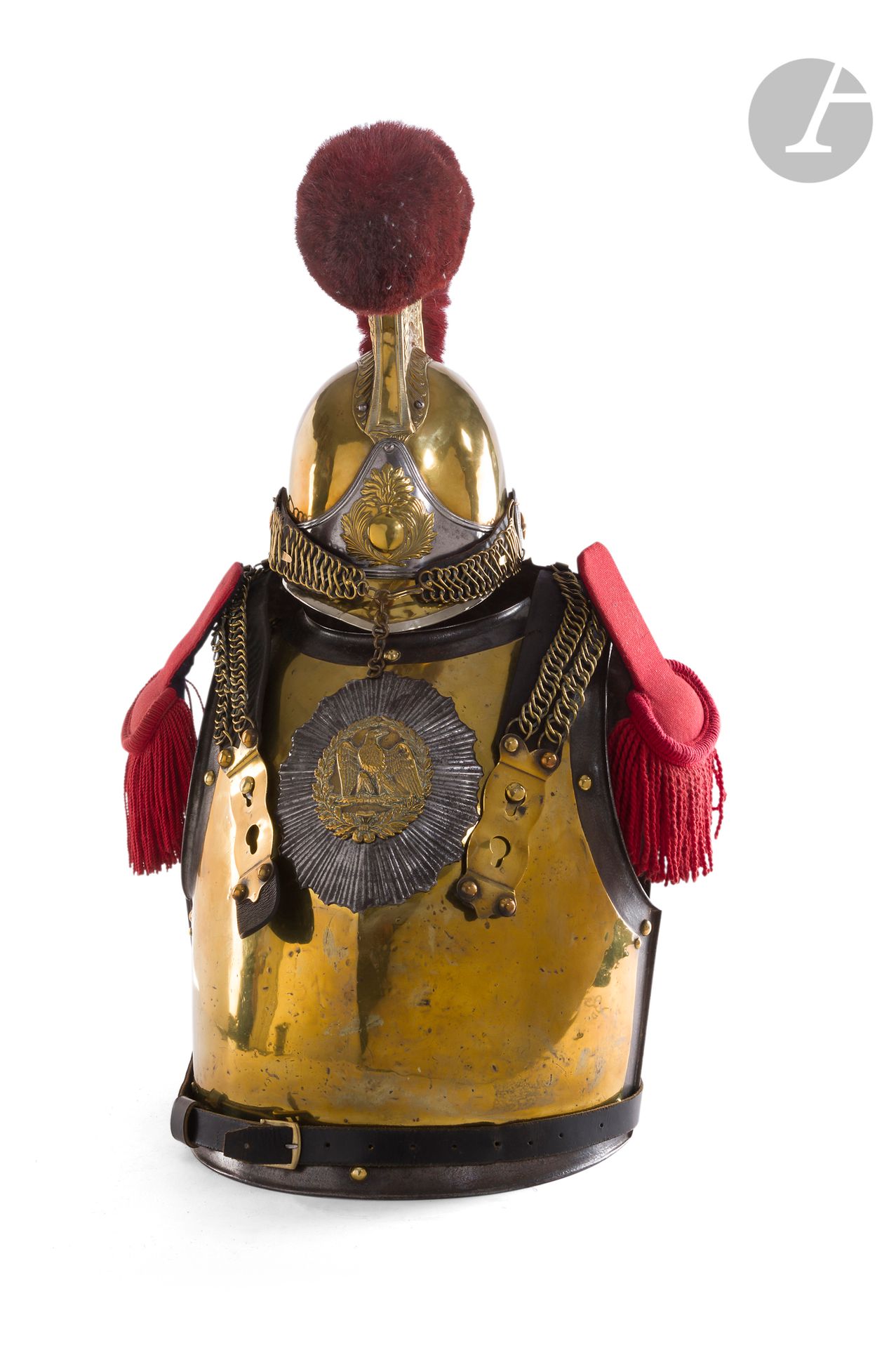 Null 套装包括：
- 步枪手的头盔。 
黄铜炸弹，印有 "DELACHAUSSEE "字样，盖有 "1856 "字样。 
辐射状凸起，有黄铜星形图案，黄铜手&hellip;