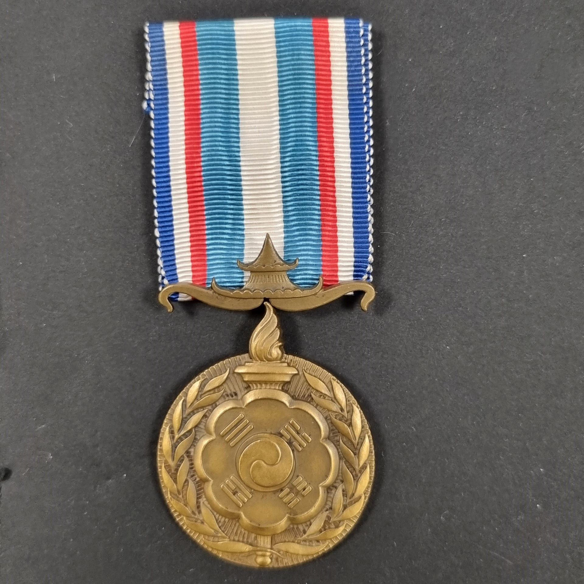Null FRANCE - KOREA 
French commemorative medal of the operations of the United &hellip;