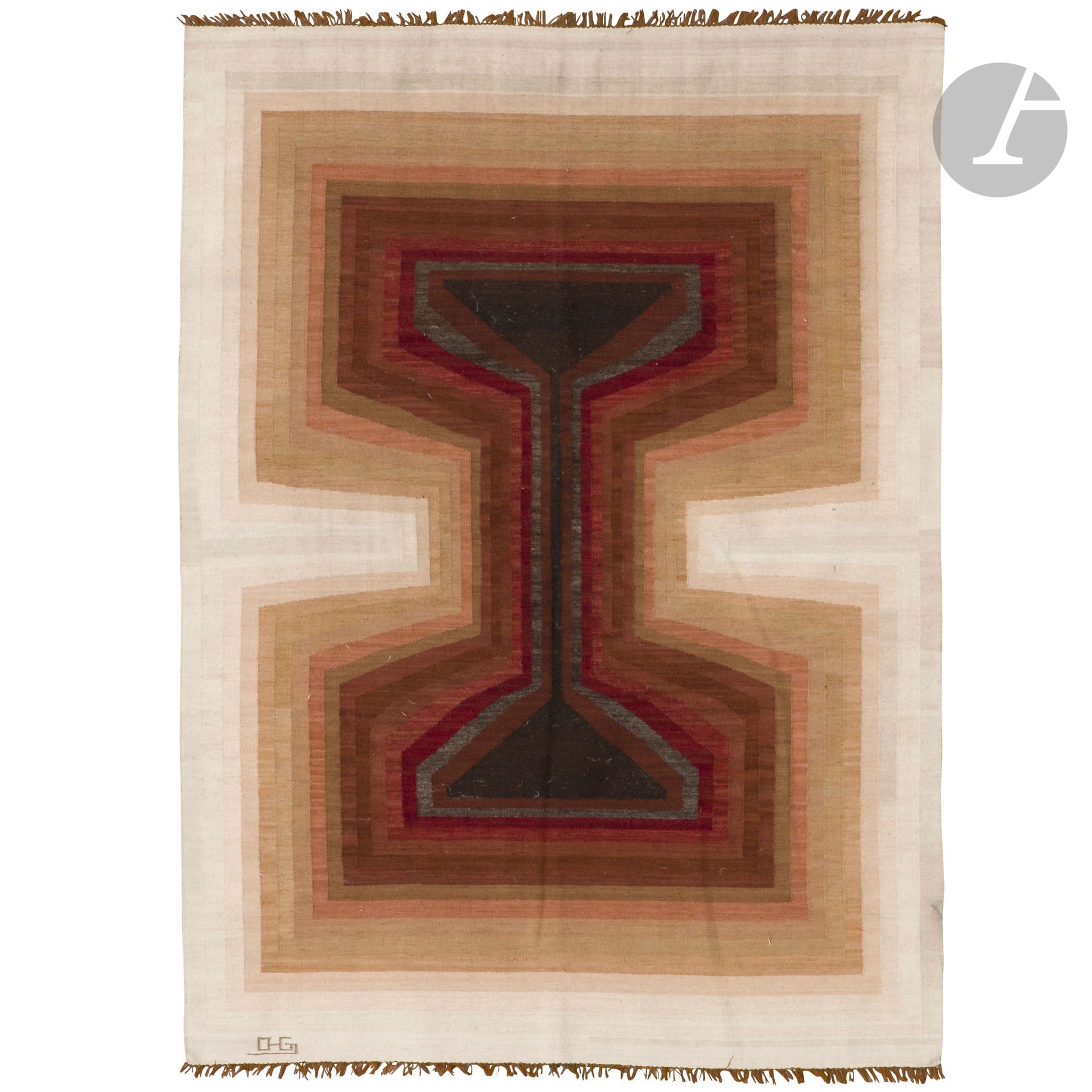 Null 20 世纪秘鲁挂毯《无题
挂毯。彩色羊毛。纬线左下方有 O.G. 字样，背面有 Galeria Latina 的印章。