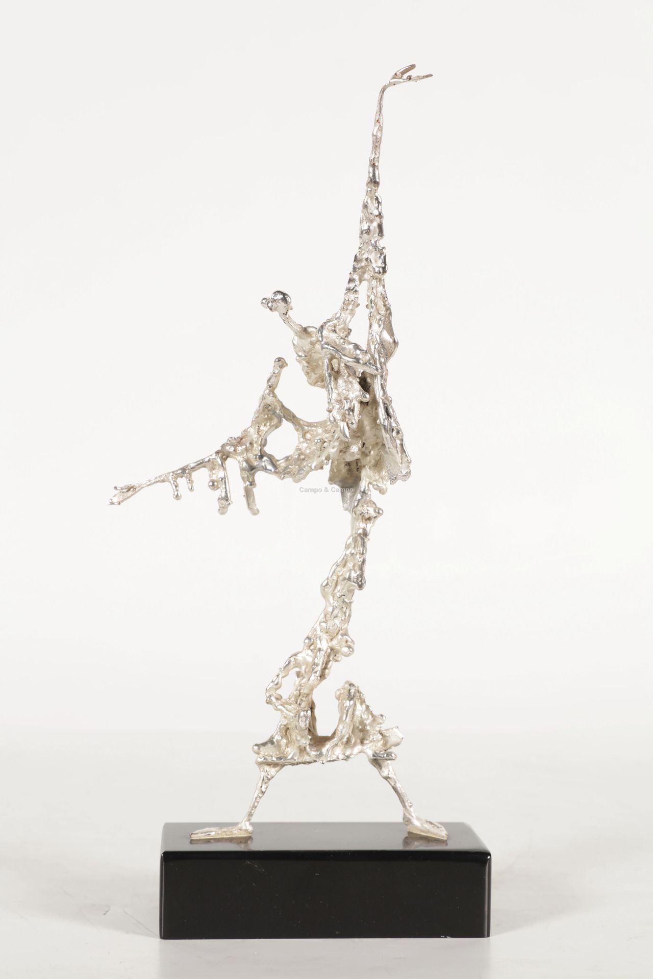 CORNELISSEN REMY 1913-1990 Figure
Figuur
Zilver. Argent
 H= 31.5 cm
Opdracht. Dé&hellip;