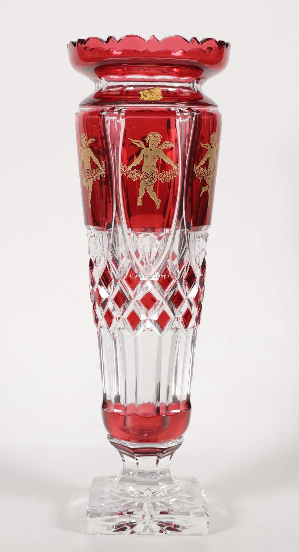VARIA Vase en cristal du Val Saint Lambert clair et rose epernay à décor doré d'&hellip;