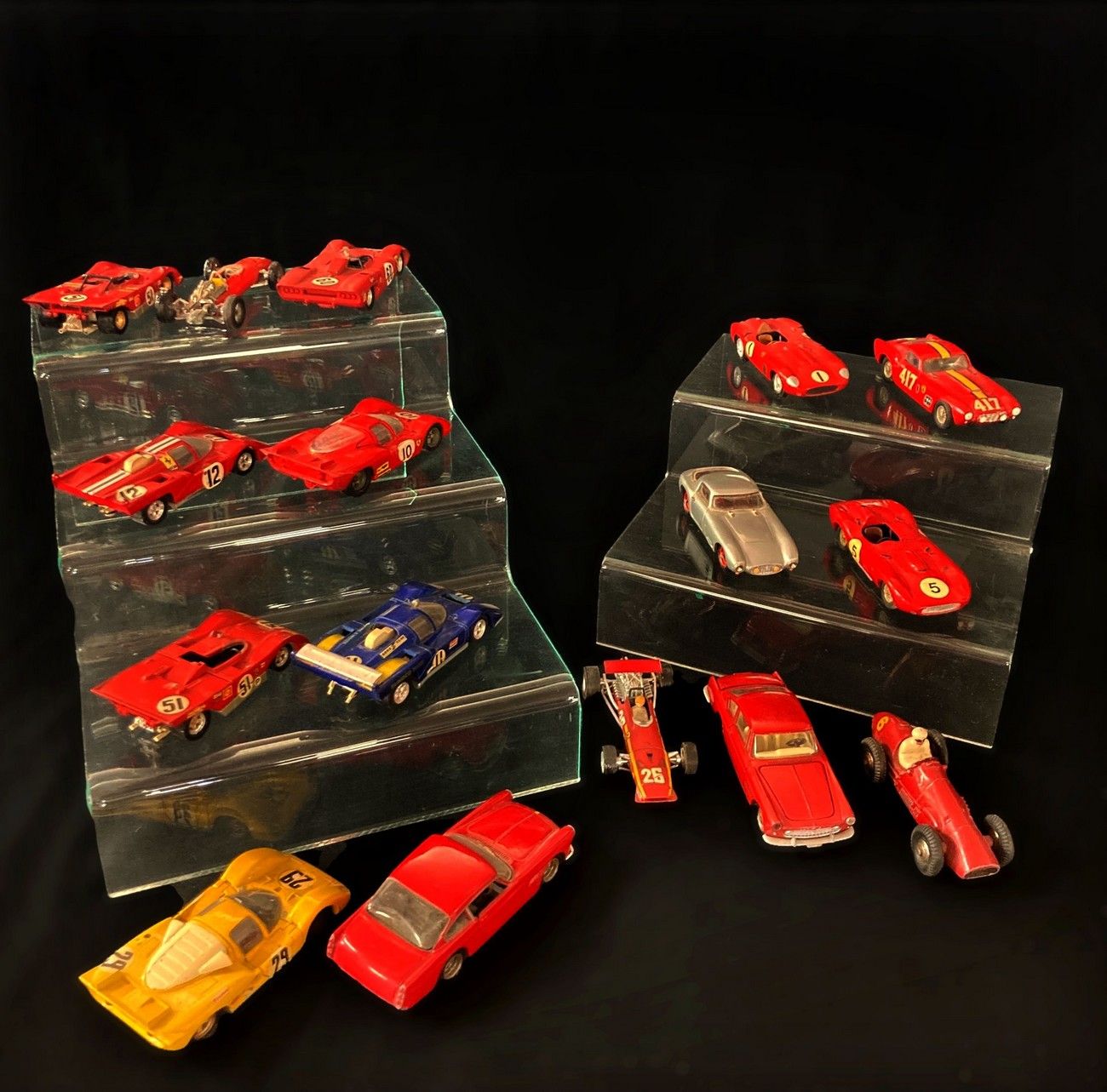 Null SOLIDO, DINKY TOYS, JOHN DAY 16 REDUCED MODELS OF FERRARI SPORT CARS in pro&hellip;
