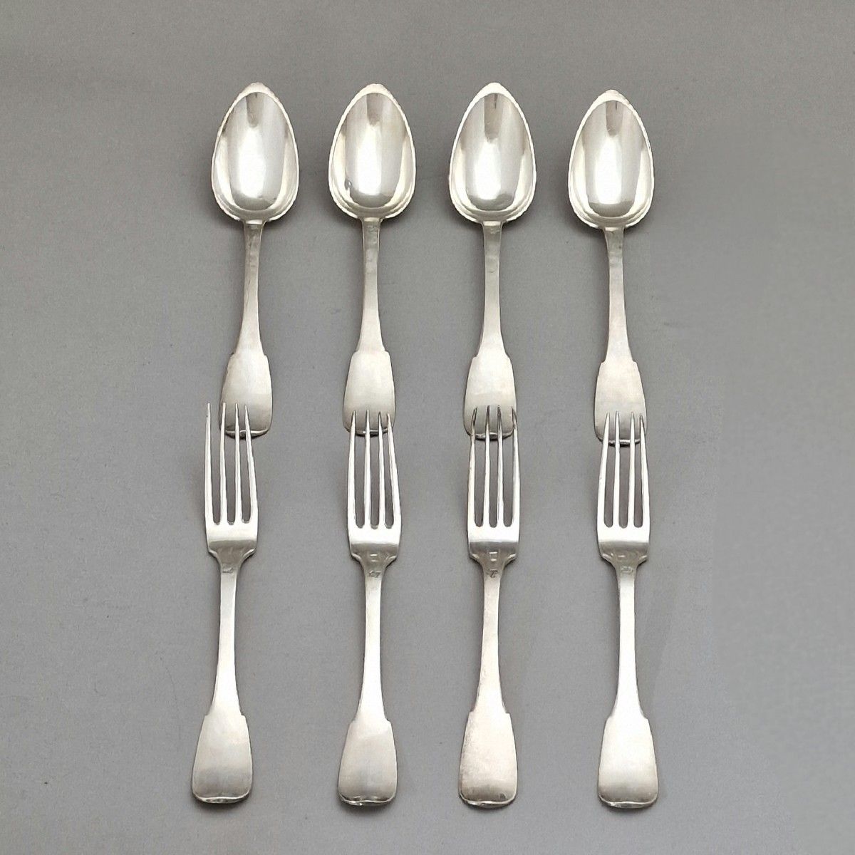 Null SET OF 6 TABLE COUVERTS in silver 950 Millièmes Uniplat model, the spatulas&hellip;