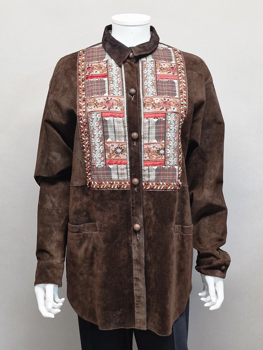 Null 蓝白红 - 2号夹克，巧克力色皮革，带奥地利图案
衣服