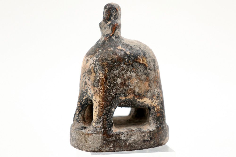 Null 越南北部 - 东山文化 - 约600年前至200年前的象牙雕塑："大象"-尺寸：9厘米|约2000年前的小型越南北部东山文化象牙雕塑
