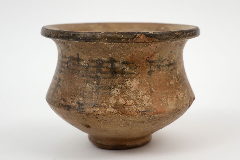 Null INDUS VALLEI CIVILISATIE - 约公元前3000年至2000年的陶器，带有几何图案 - 高度和直径：10和13厘米，带有Pax &hellip;