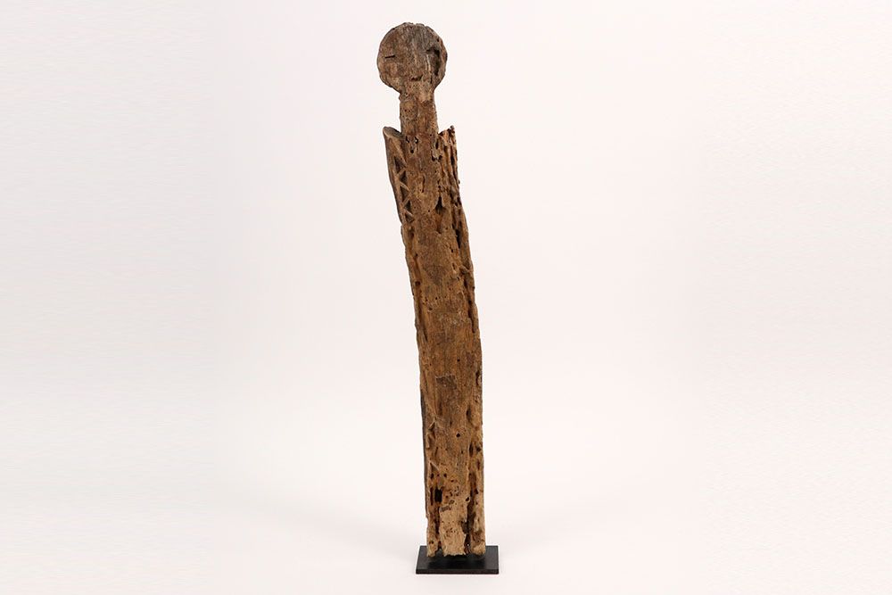 Null AFRIKA / KENYA of TANZANIA - Vroeg 20° EEUW sculptuur in hout van de Giramy&hellip;