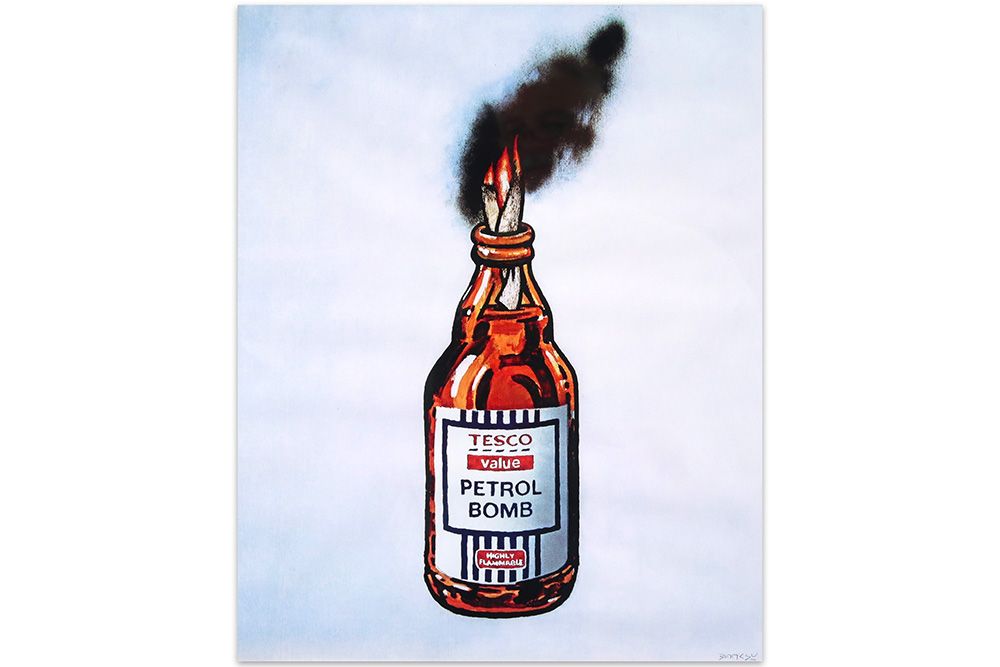 BANKSY (° 1973) BANKSY (° 1973) print op 2000 exemplar "Tesco Petrol Bomb" van 2&hellip;