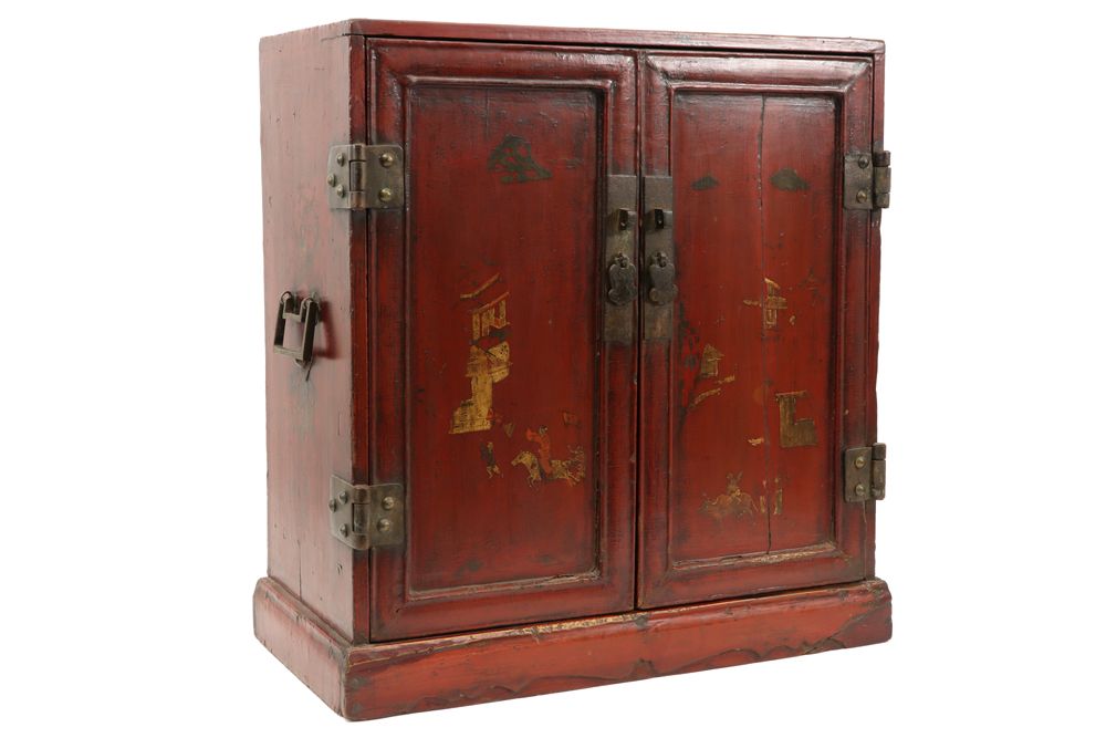 Permeabilidad ajuste Cerdo Antiguo mueble de altar chino en madera lacada con dos p… | Drouot.com